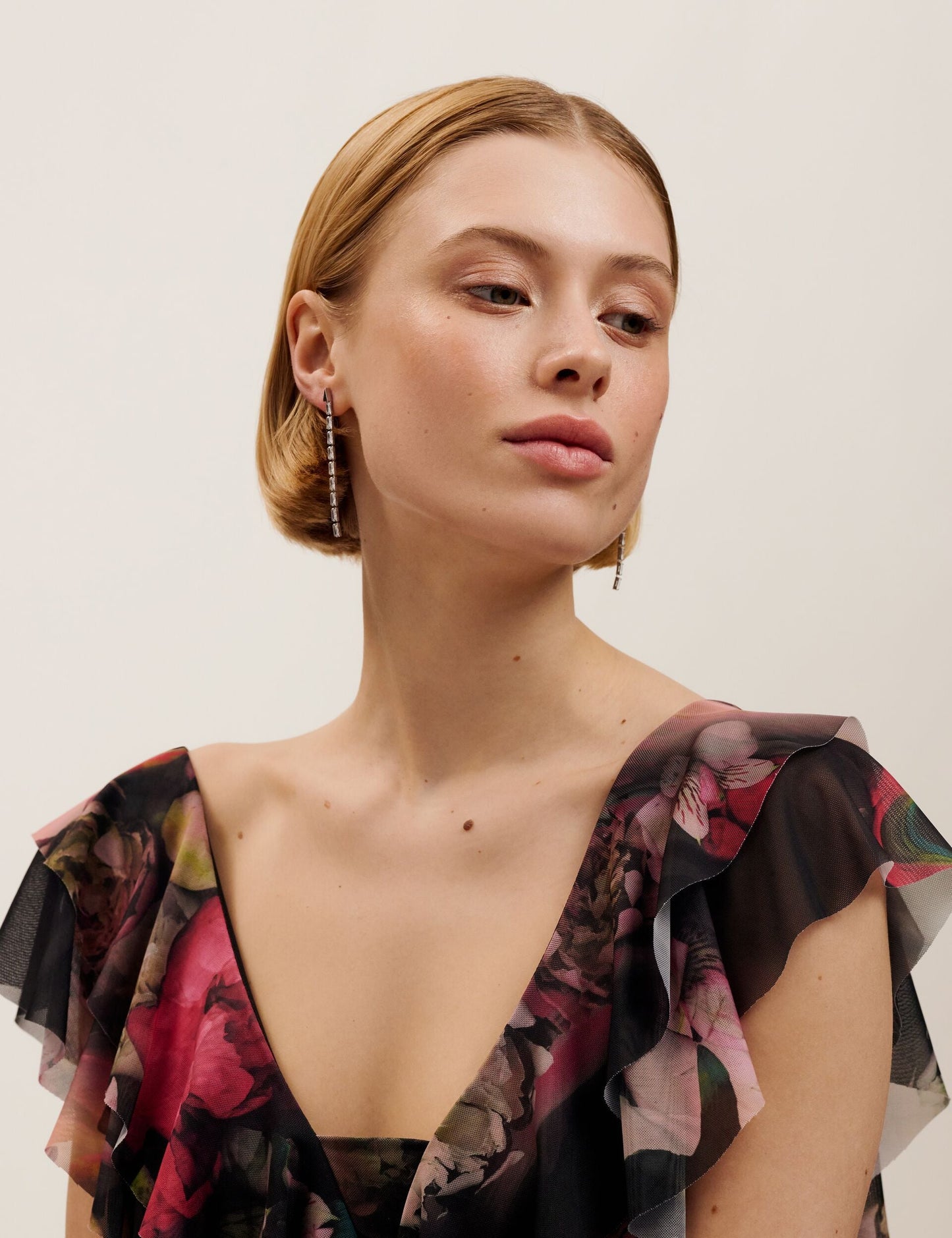 Ted Baker ISALIE - Baguette Crystal Long Drop Earrings