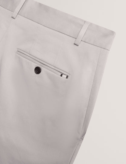 Ted Baker LOWETON - Slim Leg Stretch Cotton Chino Shorts