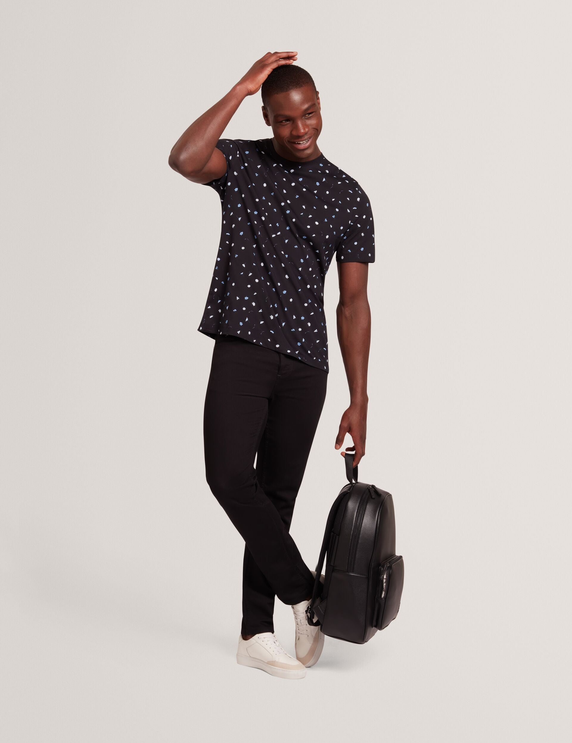 Ted Baker BURTUN - Scattered Floral Print Crew Neck T-Shirt