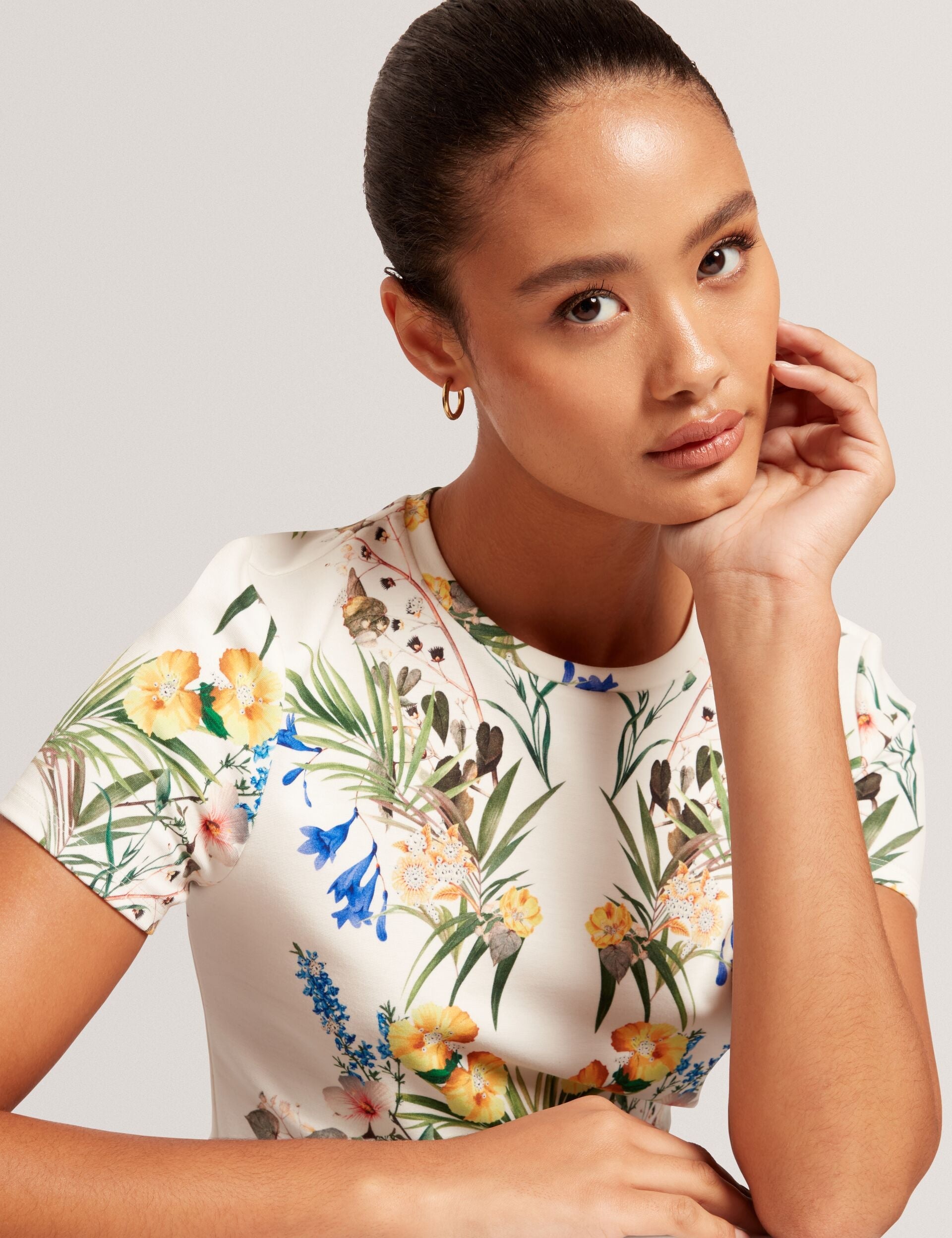 Ted Baker ALLOVER FLORAL T-SHIRT - White