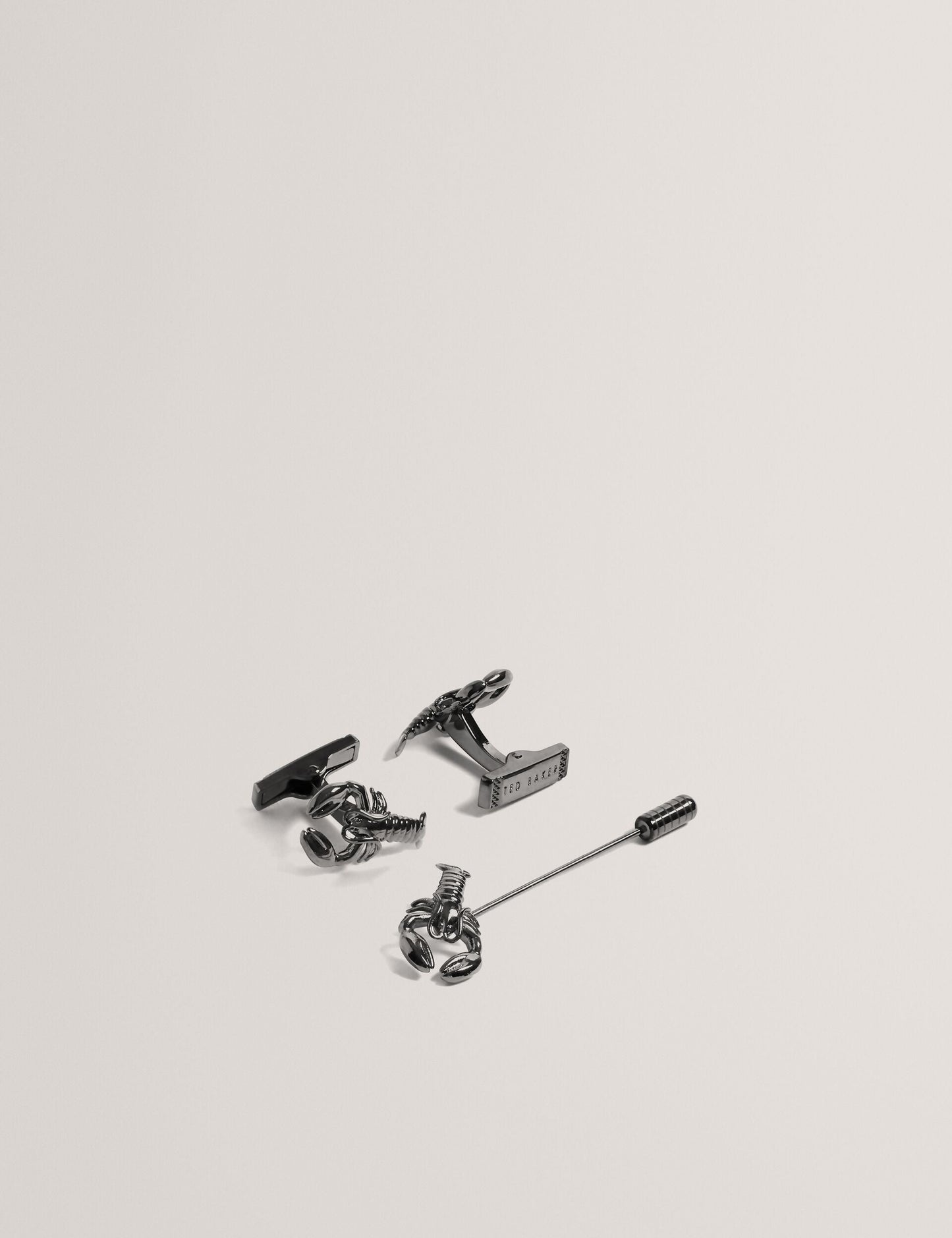 Ted Baker MARIINE - Lobster Cufflinks & Lapel Pin Set