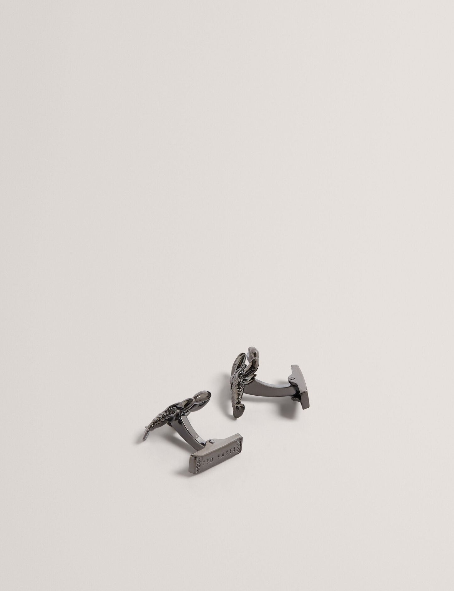 Ted Baker MARIINE - Lobster Cufflinks & Lapel Pin Set