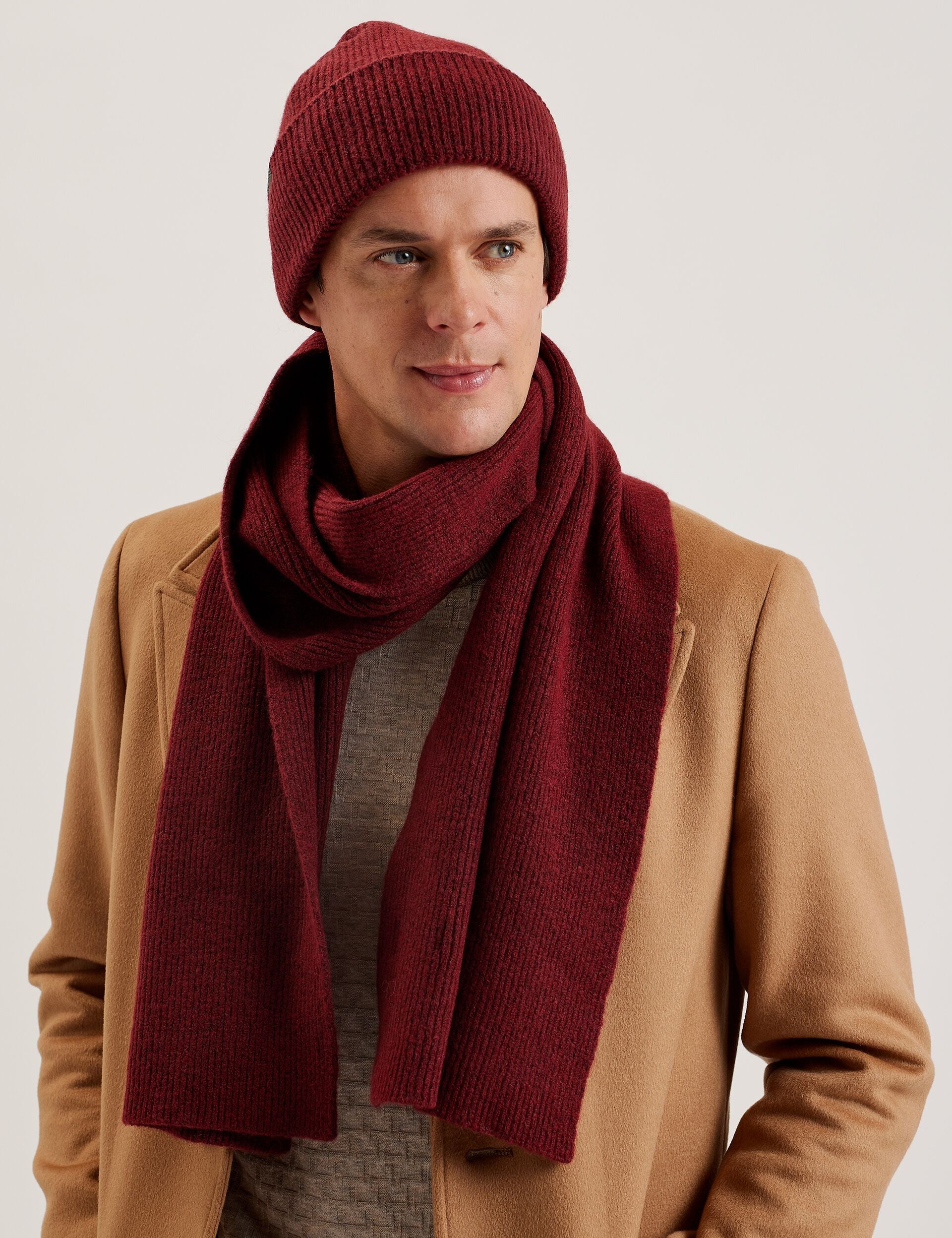 Ted Baker ALLIIES - Ribbed Knit Hat And Scarf Set