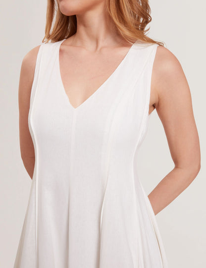 Ted Baker SLEEVELESS V-NECK PLEATED MAXI DRESS - White