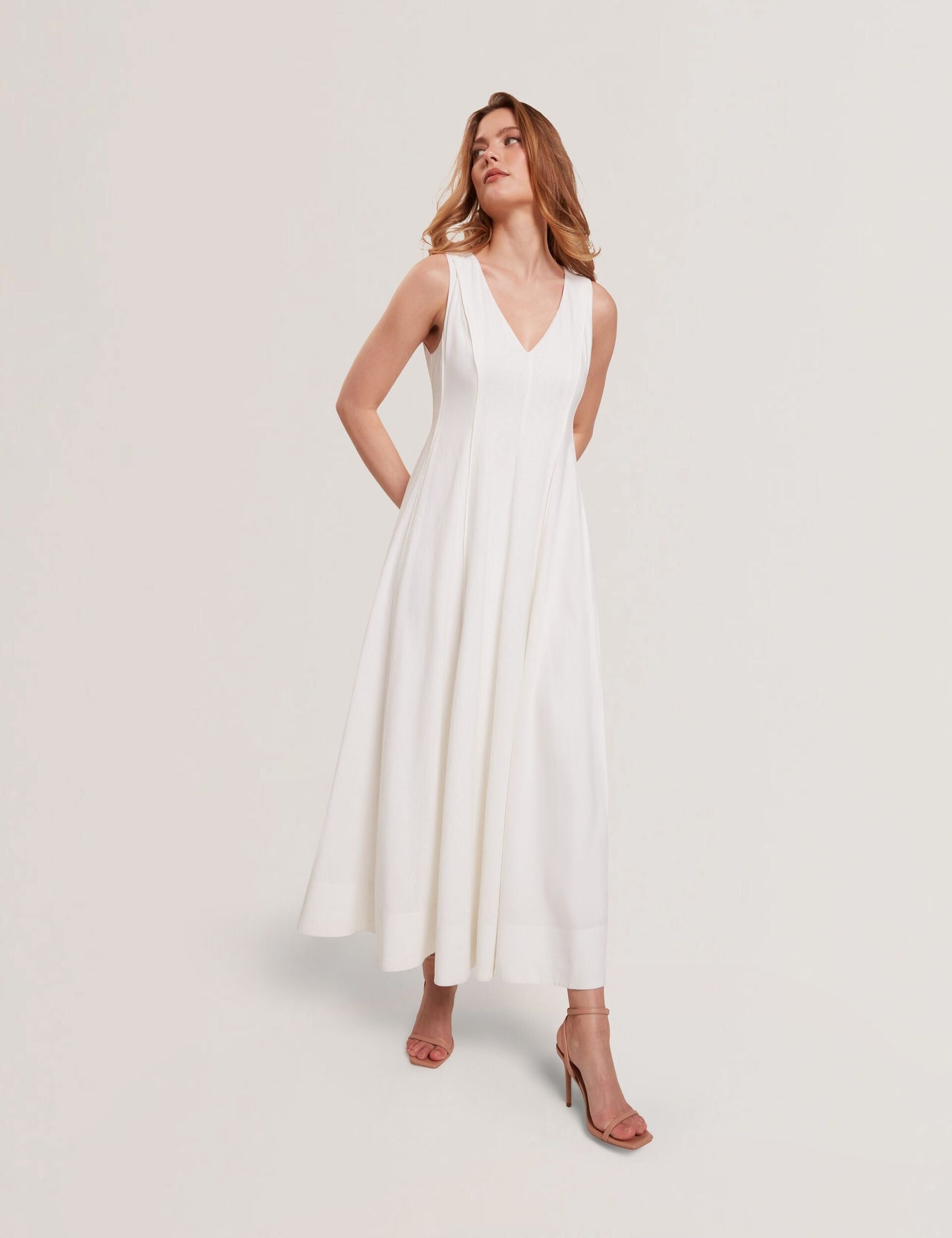 Ted Baker SLEEVELESS V-NECK PLEATED MAXI DRESS - White