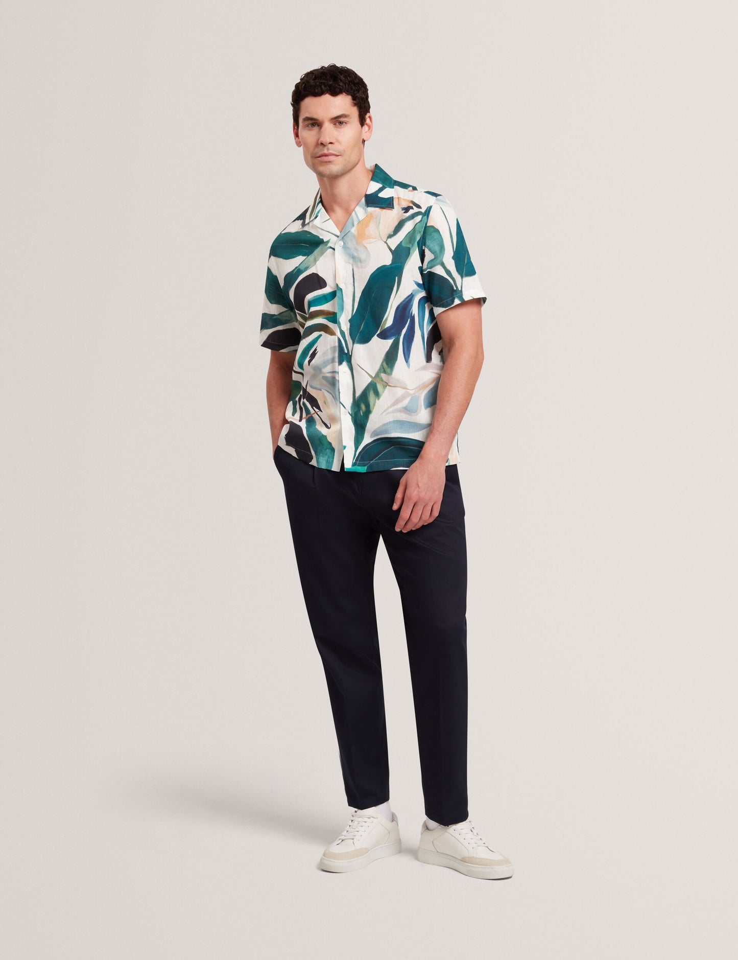 Ted Baker ROGNSKI - Relaxed Floral Short Sleeve Linen Shirt