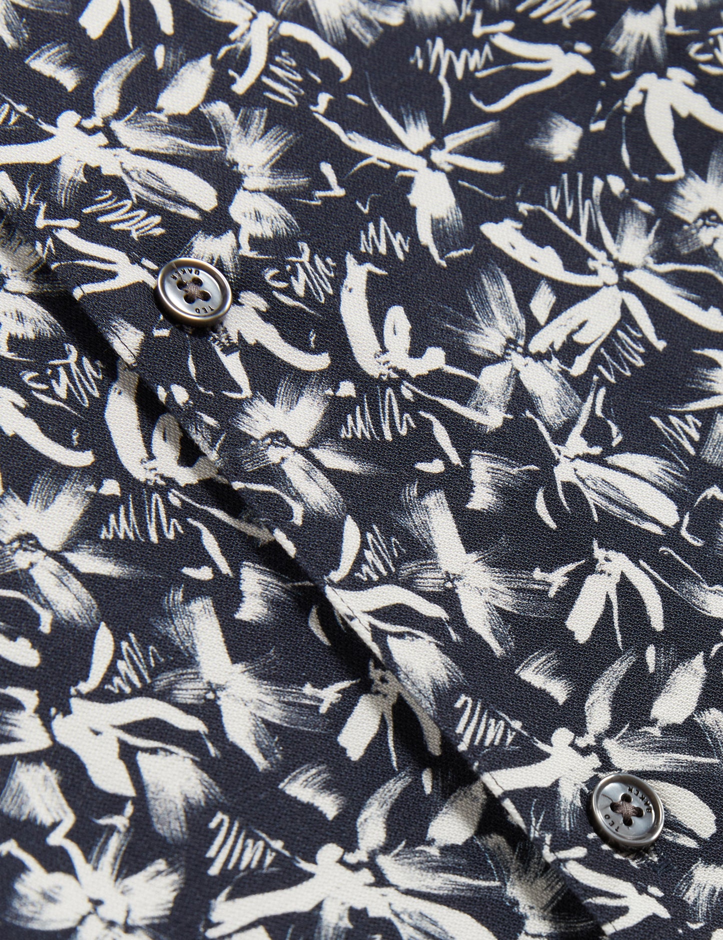 Ted Baker TAVARO - Short Sleeve Abstract Floral Print Shirt