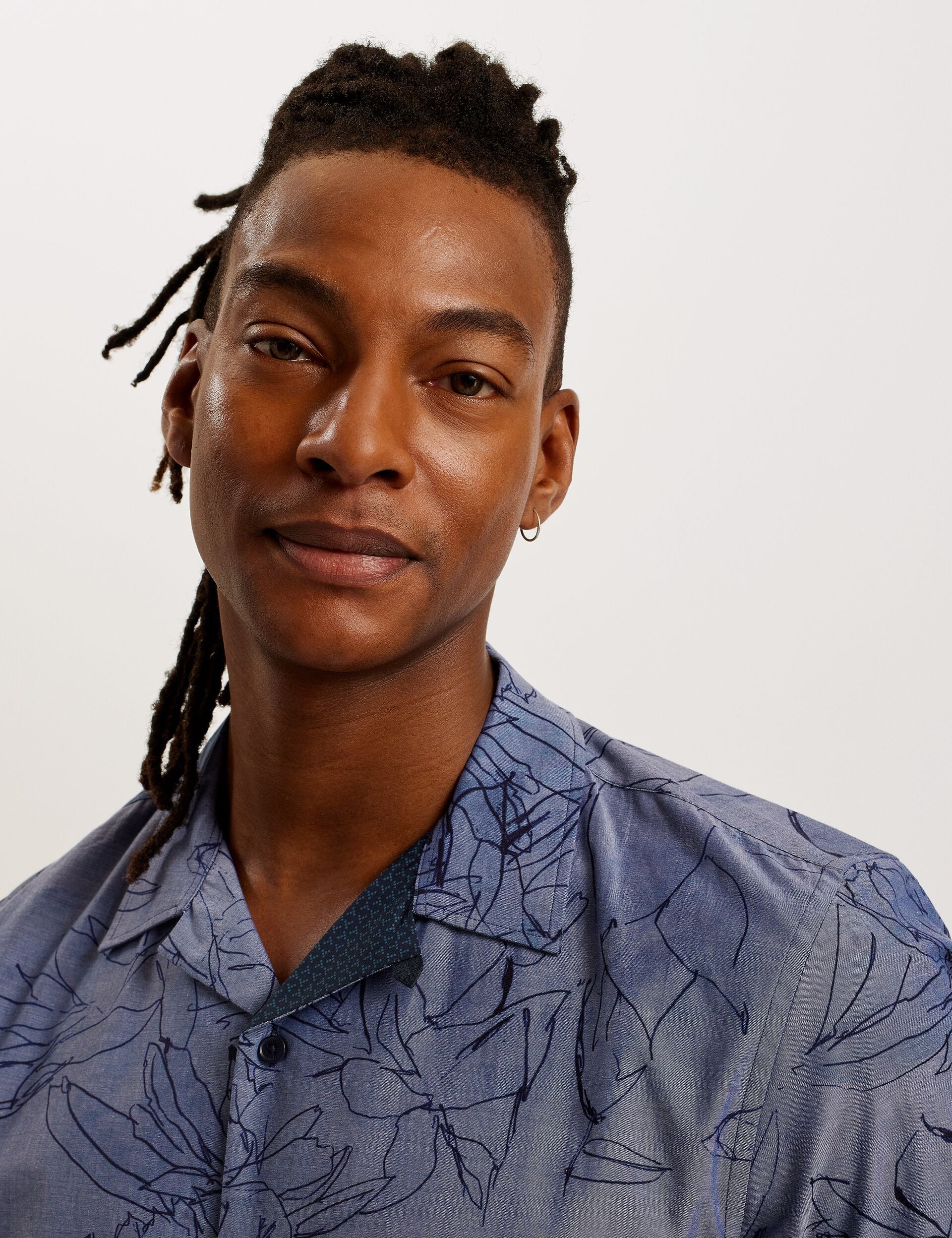 Ted Baker TERRONI - Short Sleeve Floral Chambray Cotton Shirt