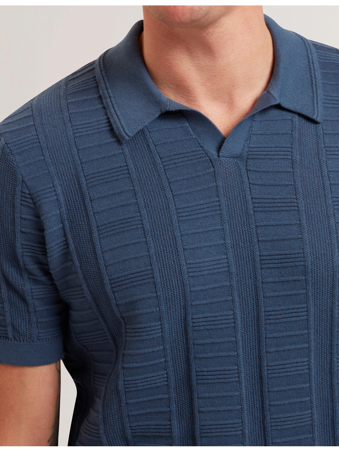 Ted Baker RUZZA - Textured Stripe Open Neck Knitted Polo Shirt