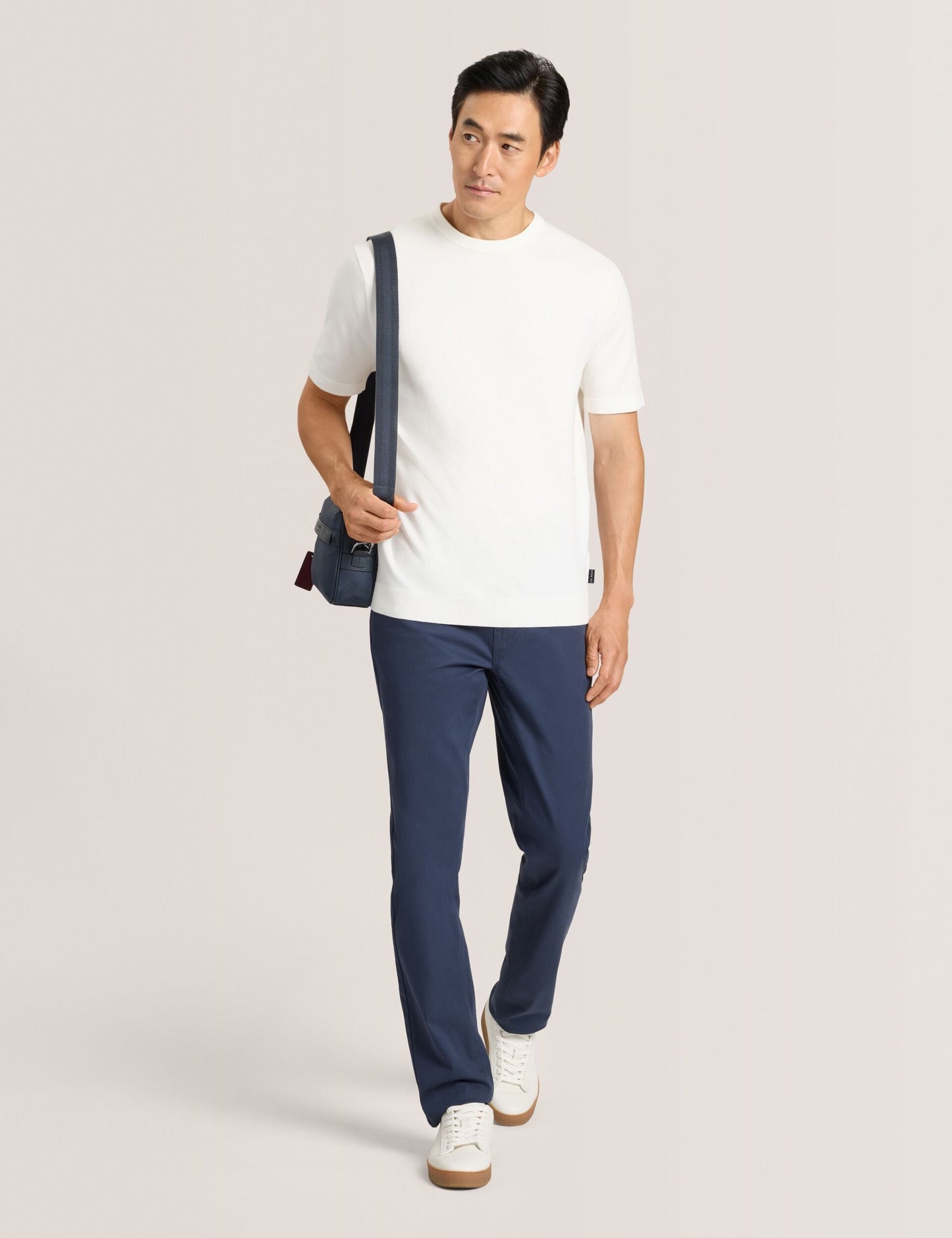 Ted Baker MODERN VISCOSE BLEND CREW - Egret