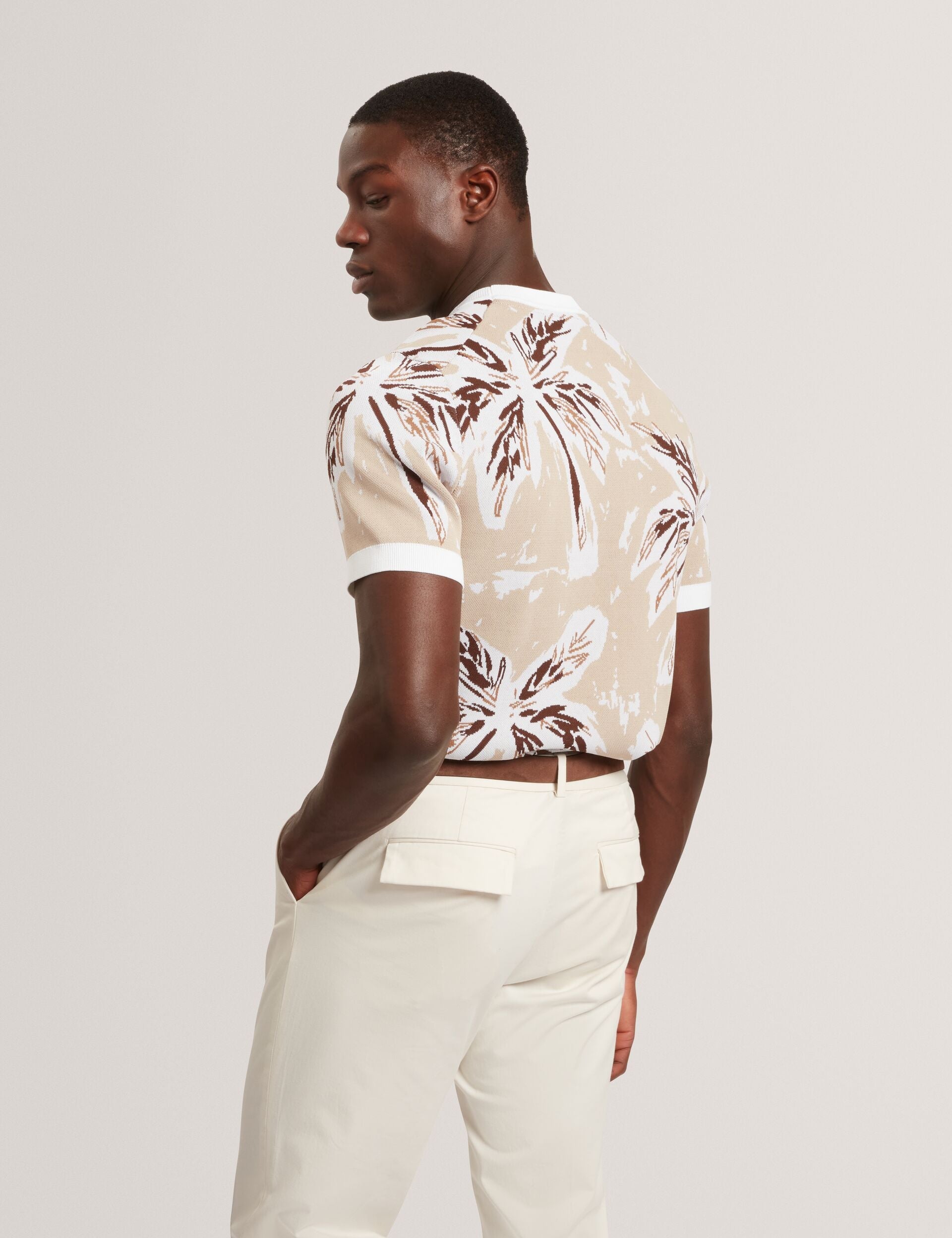 Ted Baker EZRRA - Leaf Print Knitted Crew Neck T-Shirt