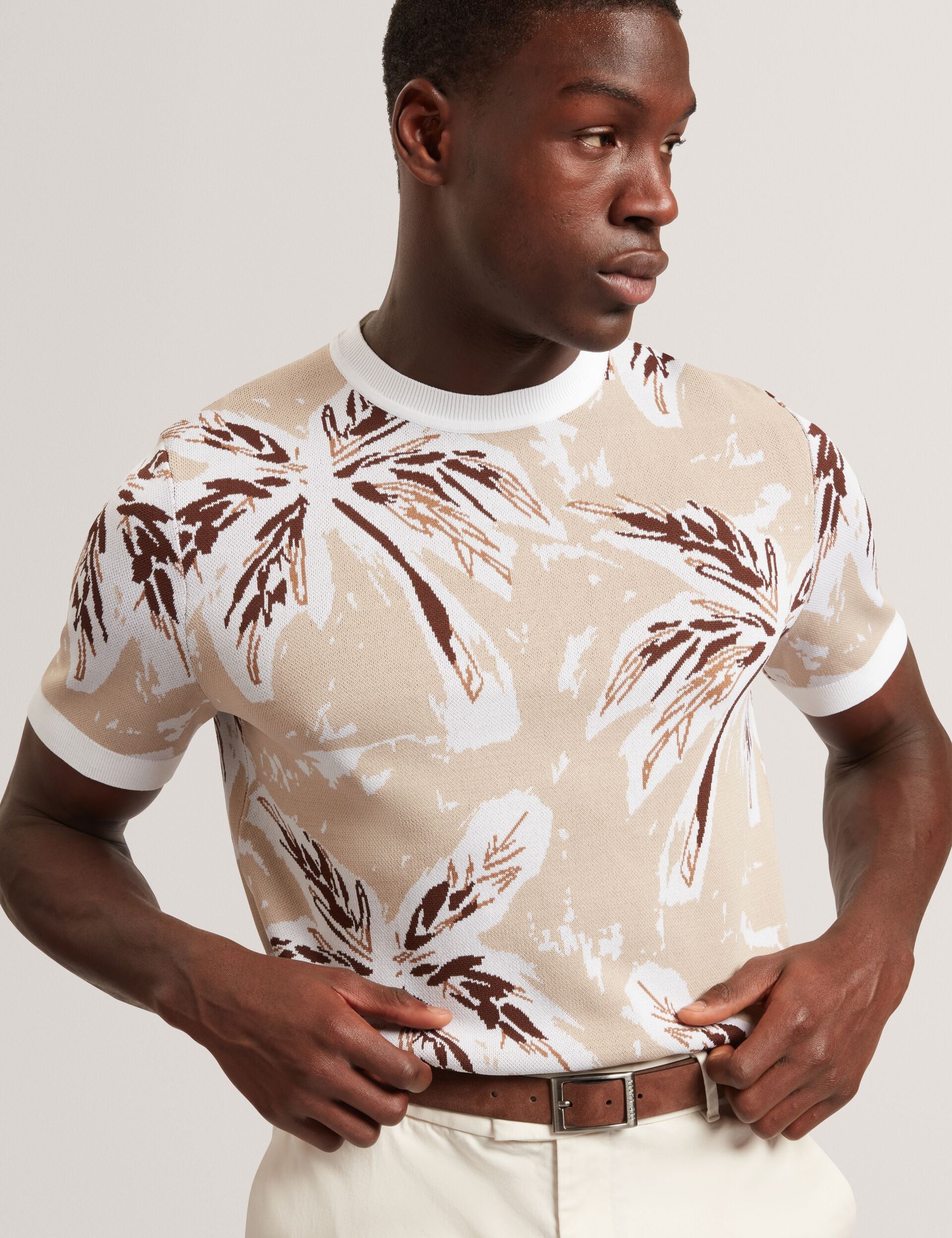 Ted Baker EZRRA - Leaf Print Knitted Crew Neck T-Shirt